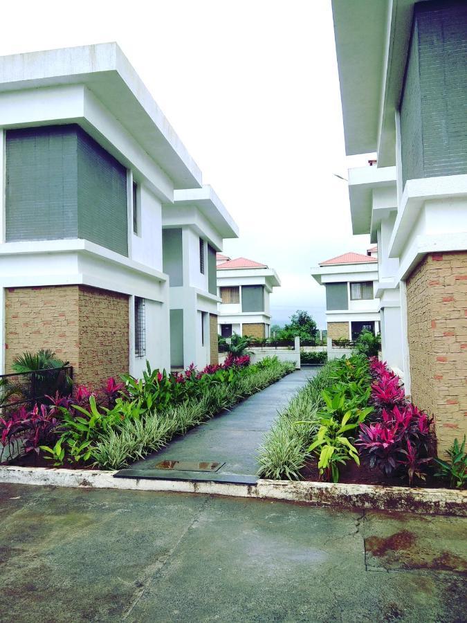 Parishreya Holiday Home Лонавла Екстер'єр фото
